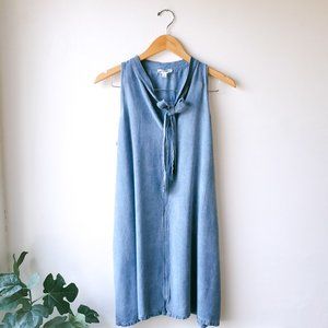 ☀️2/$15☀️ Ee:some Chambray Tie-Neck Shift Dress